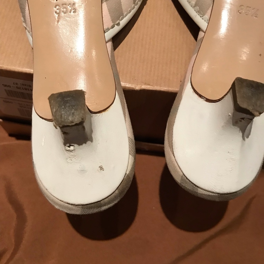Burberry Beige Plaid Bow Ballet Flats - Picture 2 of 3